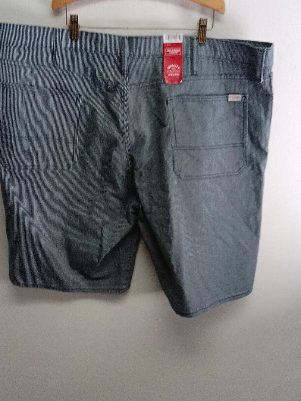 Levi's Men's Blank-white Cargo Shorts Size 44